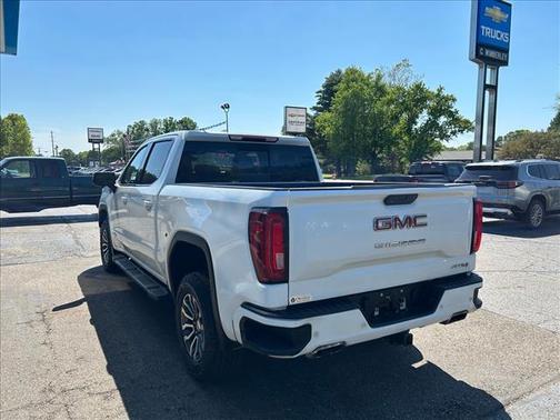 White 2019 GMC Sierra 1500 AT4