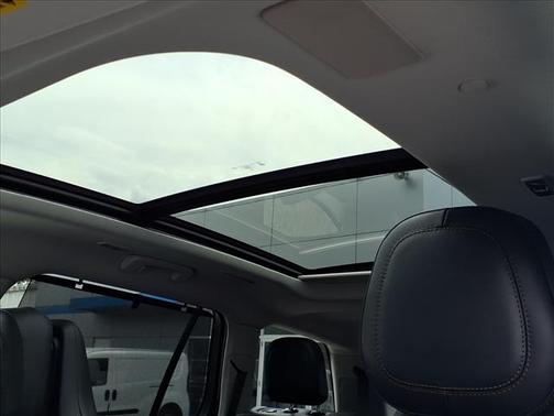 Infinite Black Metallic Clearcoat 2025 Lincoln Aviator Reserve AWD