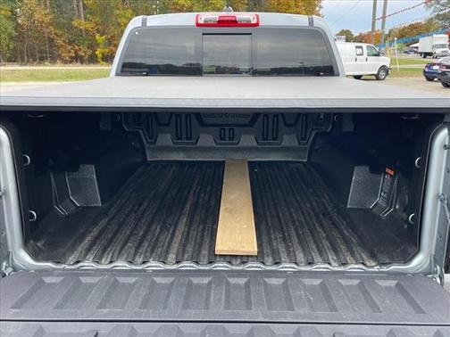 2023 GMC Canyon Base
