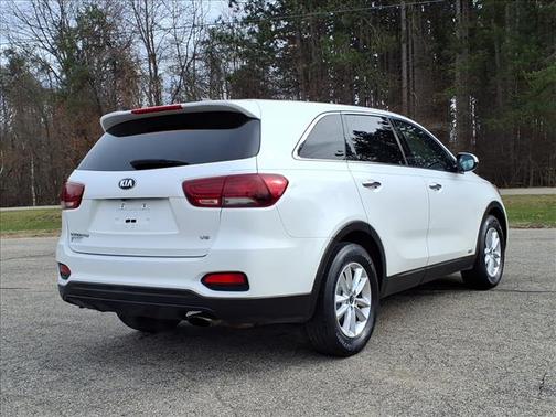 Snow White Pearl 2019 Kia Sorento LX