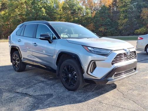 2023 Toyota RAV4 Hybrid SE