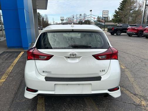 2016 Scion iM