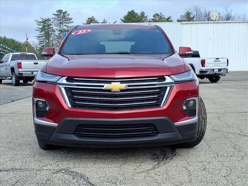 Radiant Red Tintcoat 2023 Chevrolet Traverse LT Cloth