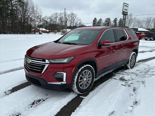 Radiant Red Tintcoat 2023 Chevrolet Traverse LT Cloth
