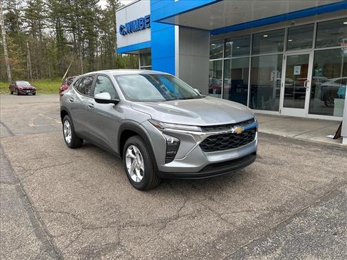 Sterling Gray Metallic 2026 Chevrolet Trax LS