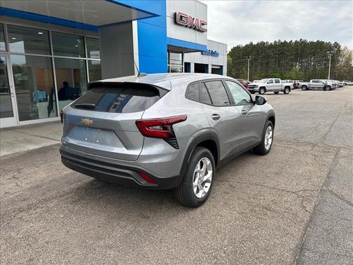 Sterling Gray Metallic 2026 Chevrolet Trax LS