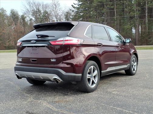 Burgundy Velvet Metallic Tinted Clearcoat 2020 Ford Edge SEL