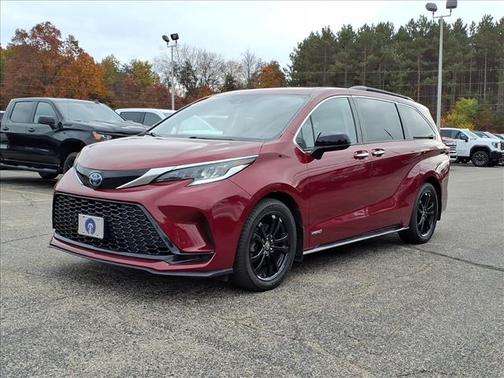 Ruby Flare Pearl 2021 Toyota Sienna