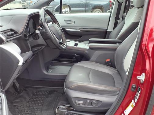 Ruby Flare Pearl 2021 Toyota Sienna