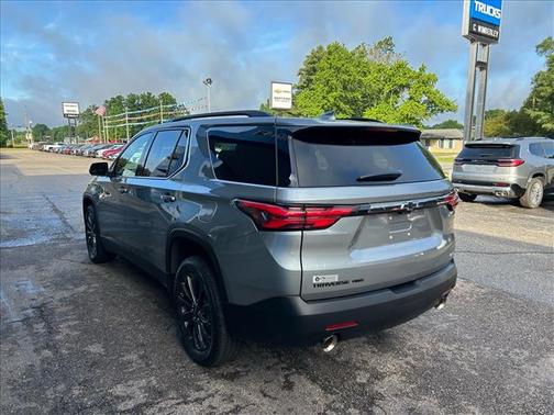 Grey 2023 Chevrolet Traverse RS