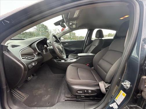 Shadow Gray Metallic 2020 Chevrolet Malibu FWD LT