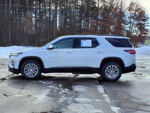 2022 Chevrolet Traverse LT Cloth