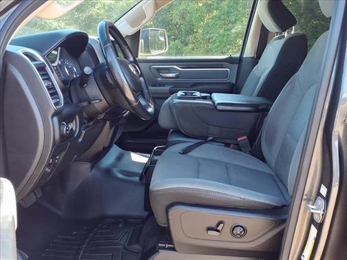 Granite Crystal Metallic Clearcoat 2019 RAM 1500 Big Horn