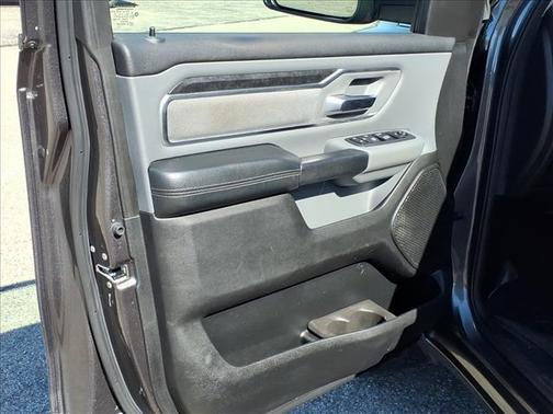 Granite Crystal Metallic Clearcoat 2019 RAM 1500 Big Horn