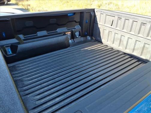 Dynamic Blue Metallic 2024 GMC Canyon Elevation