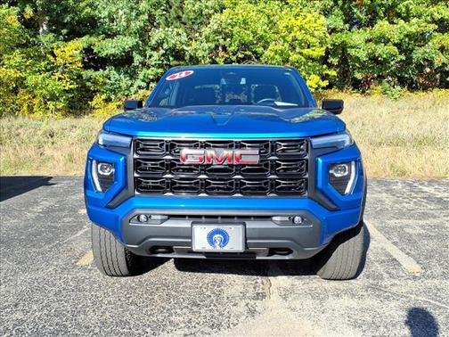 Dynamic Blue Metallic 2024 GMC Canyon Elevation
