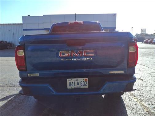 Dynamic Blue Metallic 2024 GMC Canyon Elevation