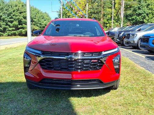 Apex Red 2026 Chevrolet Trax FWD 2RS