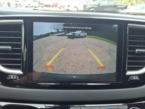 Diamond Black Crystal Pearlcoat 2025 Chrysler Pacifica L