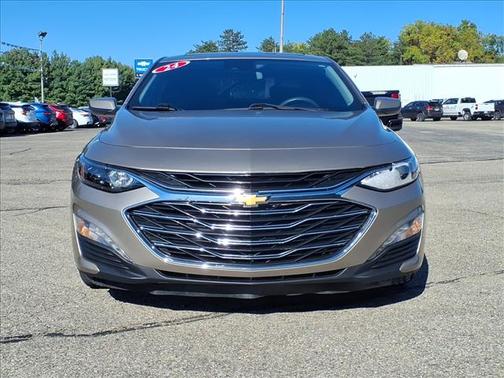 Mineral Gray Metallic 2024 Chevrolet Malibu FWD 1LT