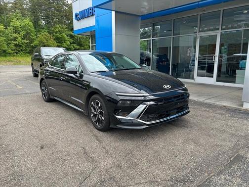 Black 2025 Hyundai SONATA SEL