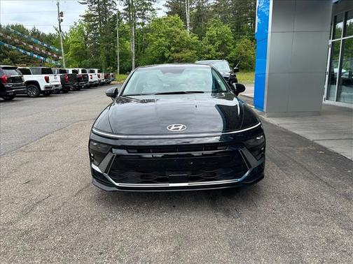 Black 2025 Hyundai SONATA SEL