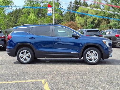 2022 GMC Terrain SLE