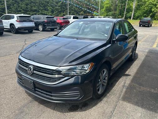 Pyrite Silver Metallic 2024 Volkswagen Jetta 1.5T SE