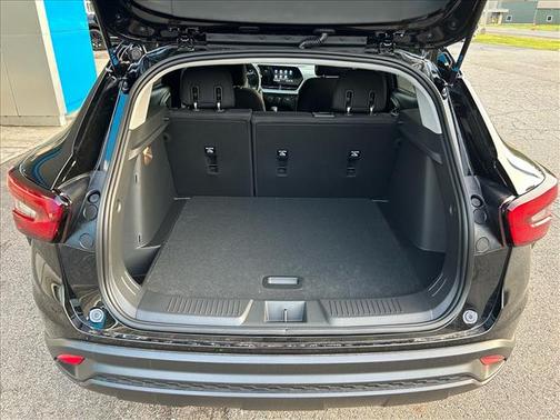 Mosaic Black Metallic 2026 Chevrolet Trax LS