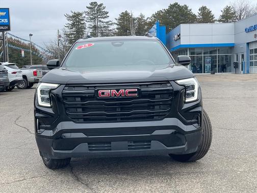 2025 GMC Terrain AWD Elevation