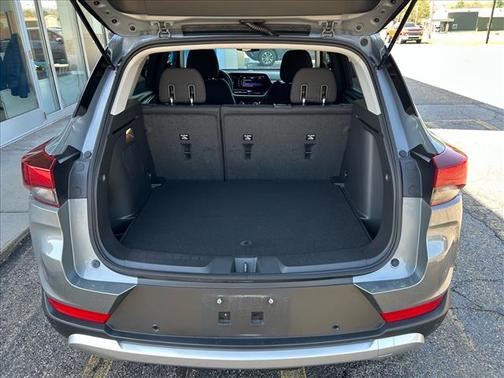 Sterling Gray Metallic Gzb 2024 Chevrolet Trailblazer LT
