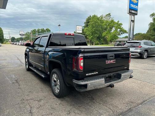 Black 2018 GMC Sierra 1500 SLT