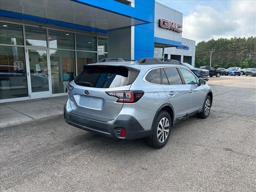 Ice Silver Metallic 2020 Subaru Outback Premium