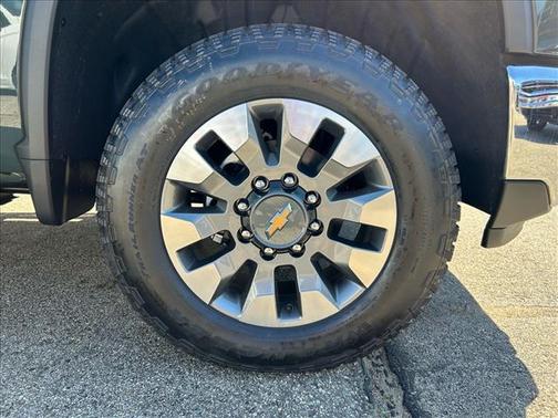 Cypress Gray 2026 Chevrolet Silverado 2500 LT