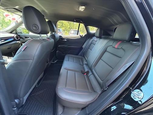 Mosaic Black Metallic 2025 Chevrolet Trax FWD 2RS
