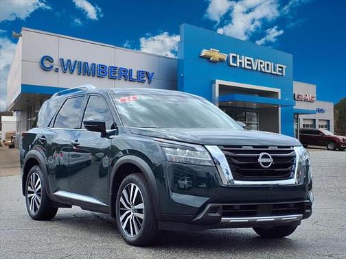 2024 Nissan Pathfinder Platinum