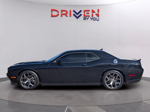 2015 Dodge Challenger SXT Plus