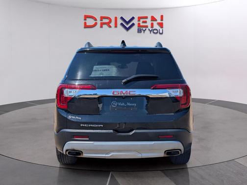 2023 GMC Acadia FWD SLT