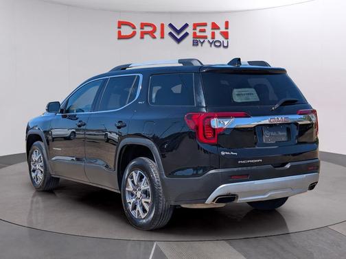 2023 GMC Acadia FWD SLT