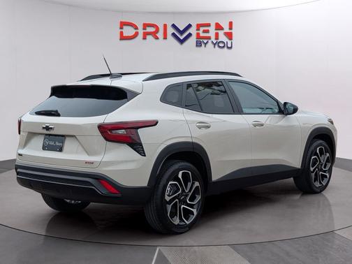 2026 Chevrolet Trax FWD 2RS