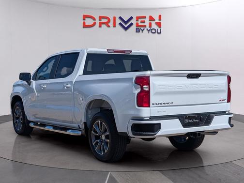 Summit White 2026 Chevrolet Silverado 1500 RST