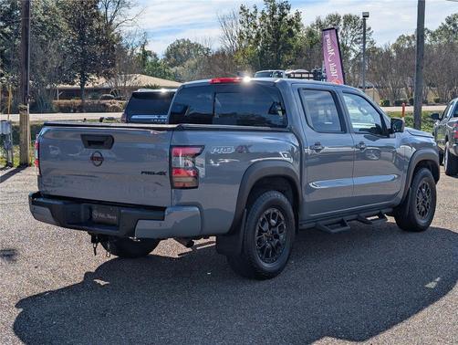 2023 Nissan Frontier PRO-4X