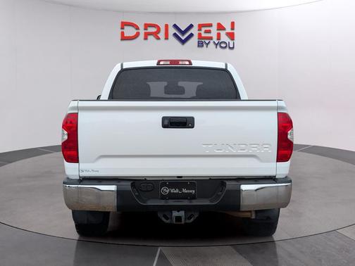 Super White 2016 Toyota Tundra SR5