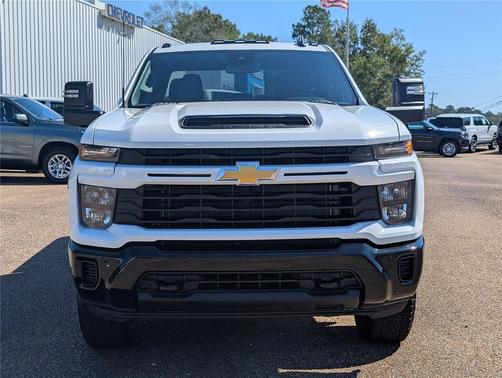 2026 Chevrolet Silverado 2500 Custom