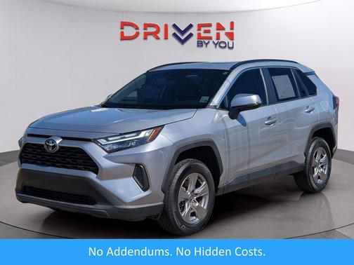 2023 Toyota RAV4 XLE