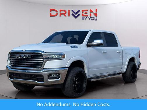 Bright White Clearcoat 2025 RAM 1500 Laramie