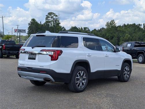 2023 GMC Acadia AWD SLT