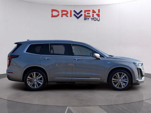 2023 Cadillac XT6 Premium Luxury FWD