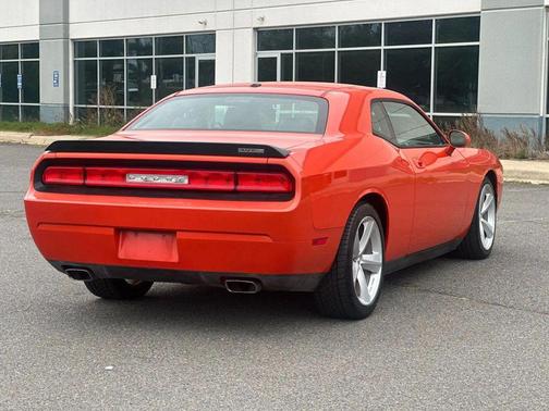 2008 Dodge Challenger SRT8