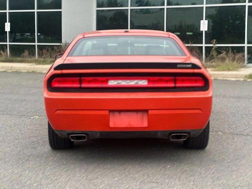 2008 Dodge Challenger SRT8